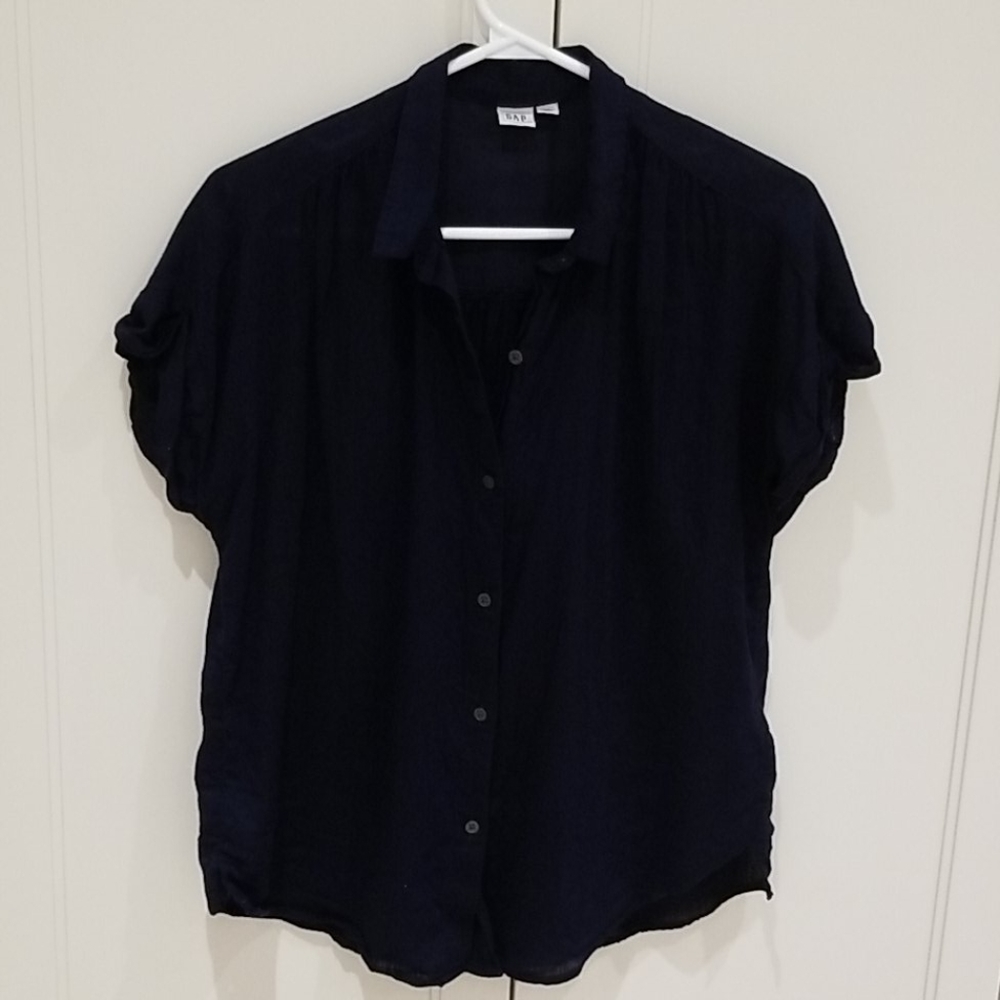 GAP Lightweight Shirt